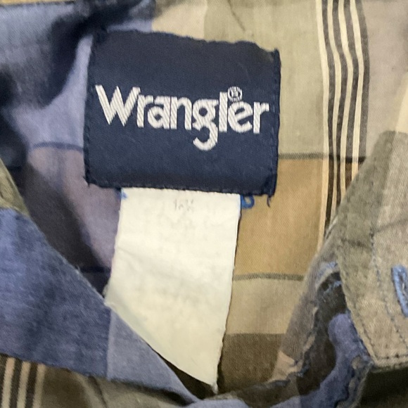 ✨3/$20✨ Wrangler Men's Western Pearl Snap Plaid Shirt - Picture 3 of 6